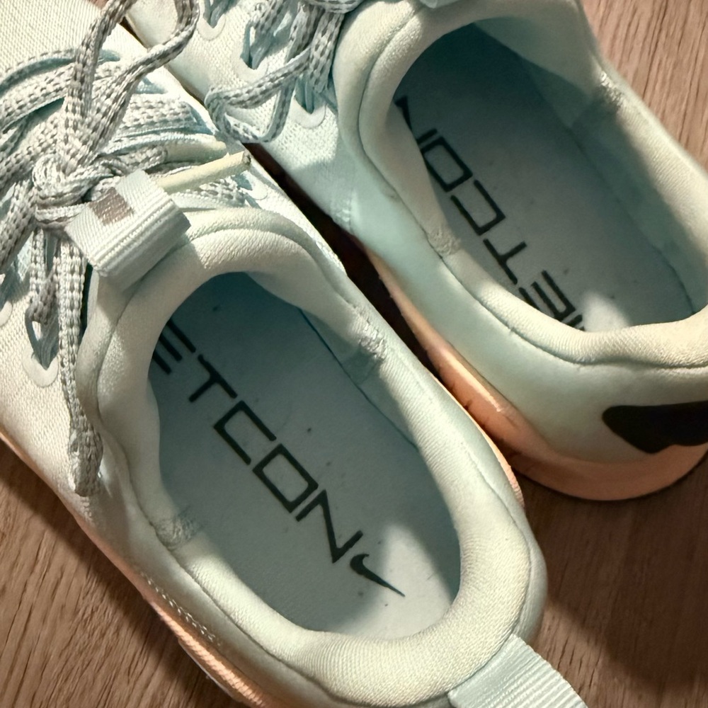 Nike Women’s Free Metcon 6 Training Shoes - Picture 6 of 7